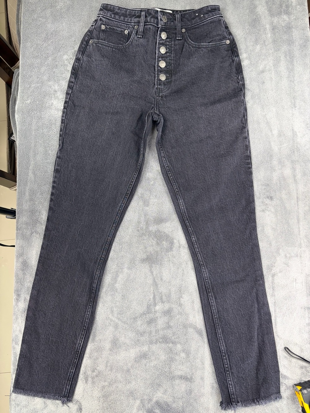 Abercrombie & Fitch Skinny High-Rise Washed Black Button-Fly Jeans 26/2L Curve